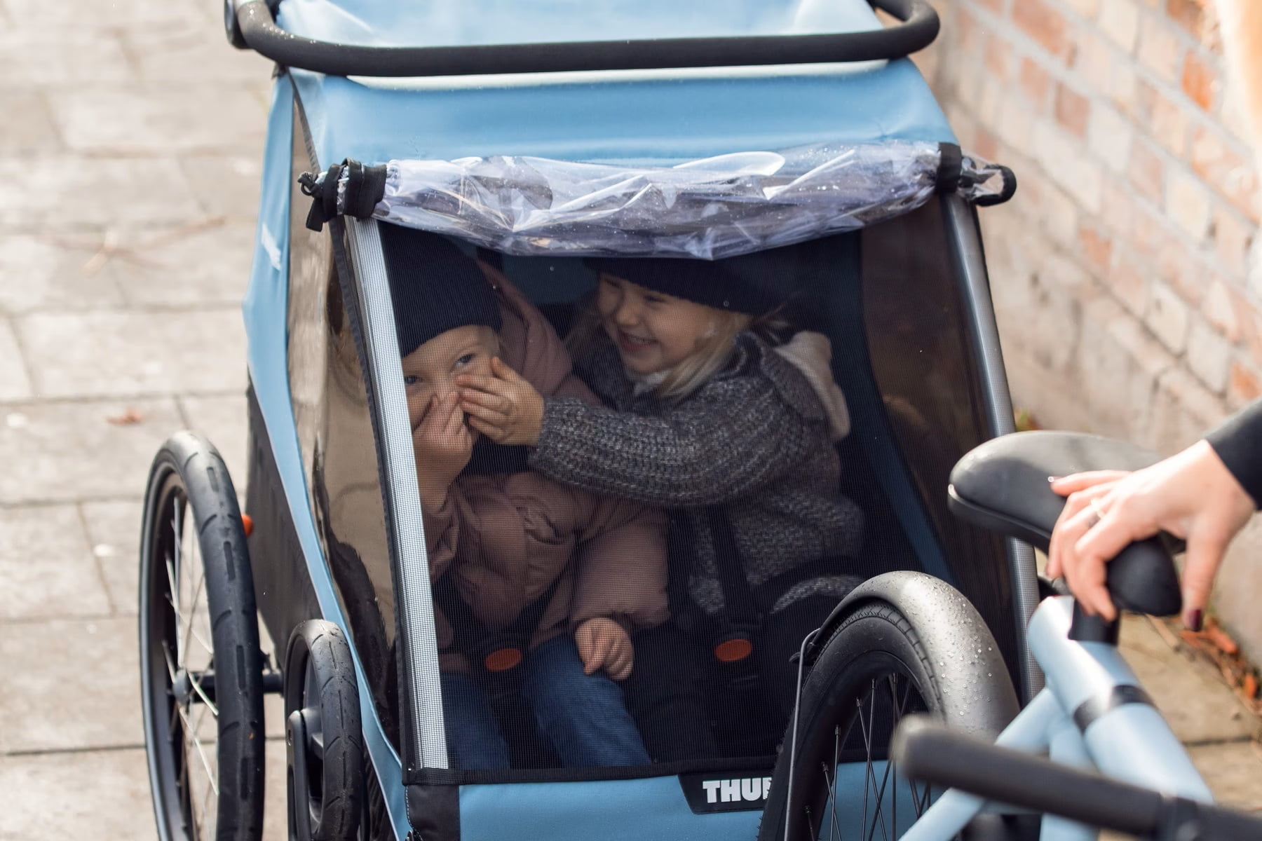 Thule Courier: przyczepka rowerowa dla dzieci